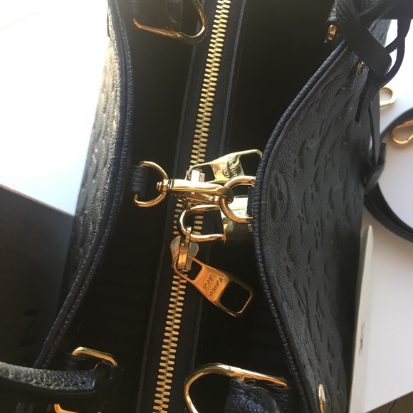 !!!SOLD!!! Empreinte Louis Vuitton GM Montaigne - Picture 7 of 7